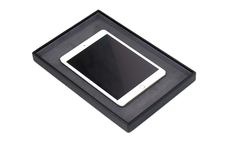 タブレット用に大きめのサイズも製作可能です。