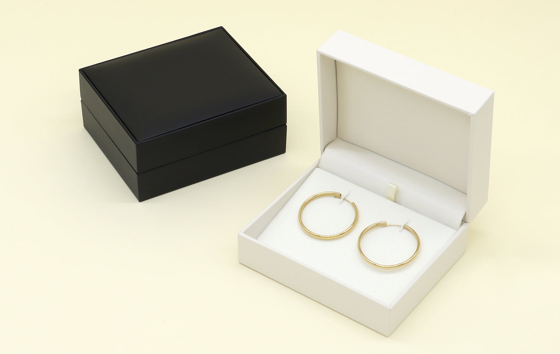 フープピアス